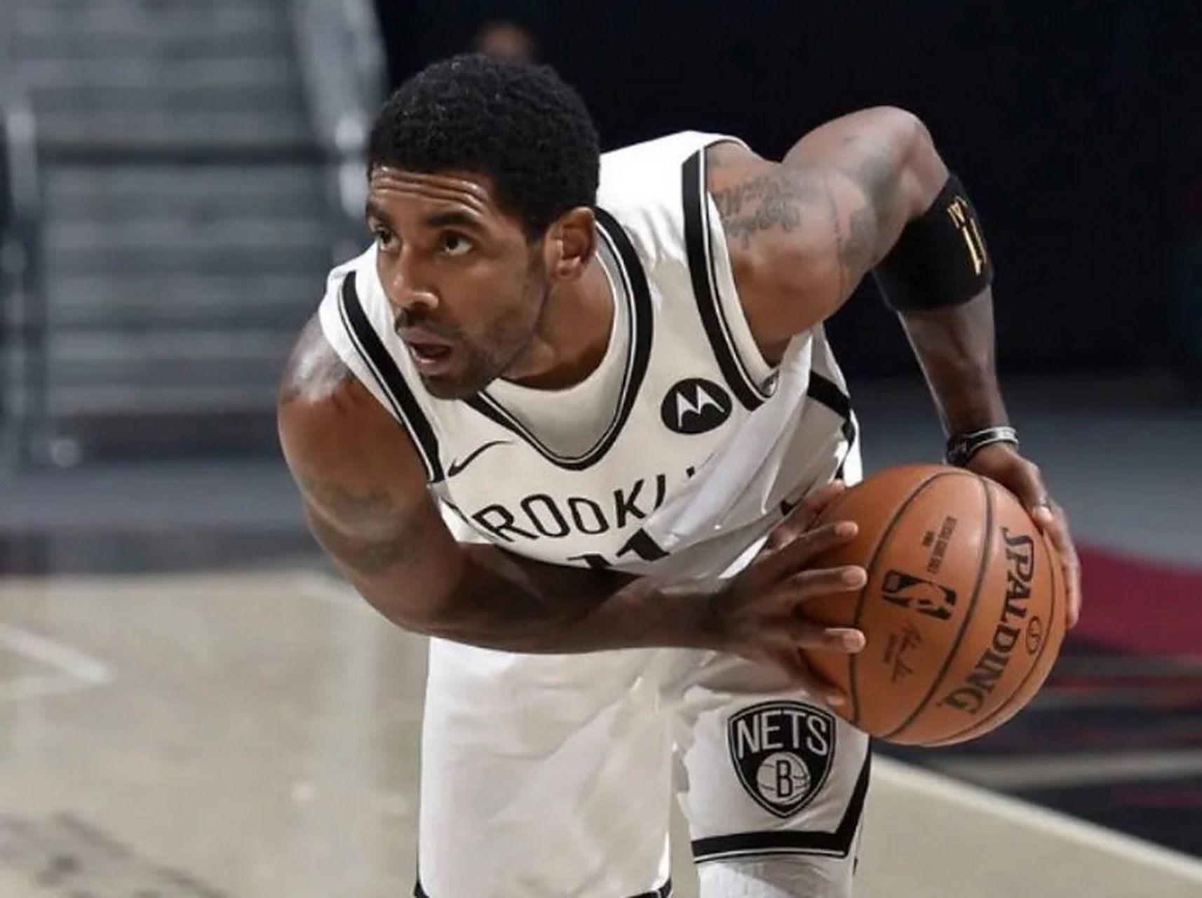 包含西亚卡姆重要时刻重要助攻，TES带队取胜！引发球迷热议的词条-9体育